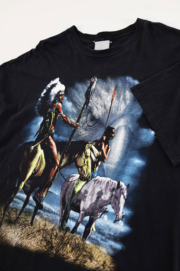 Used 90s Unknown Native Indian Art Graphic T-Shirt Size XL  