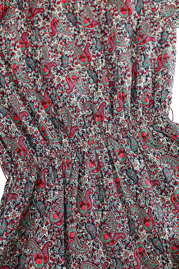 Used 70s Unknown Paisley Ribbon Neck Retro Dress Size S  