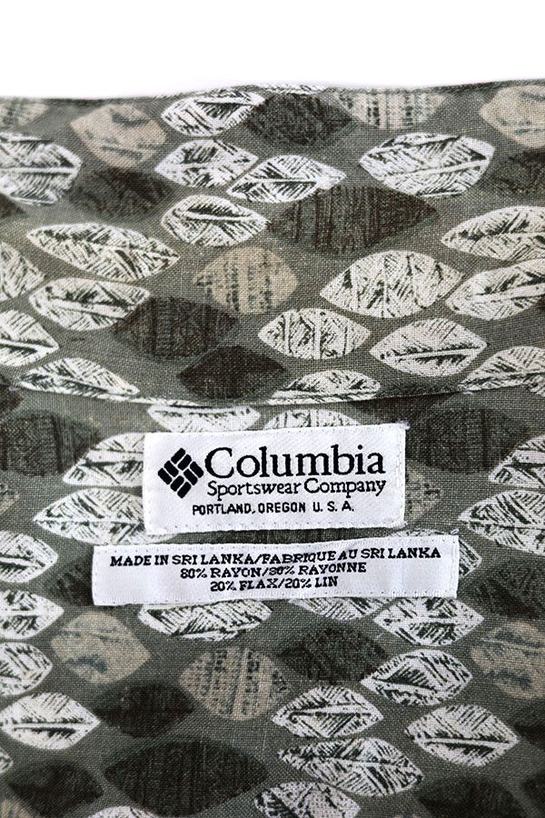 Used 90s Columbia Leaf Graphic Rayon S/S Shirt Size XL  